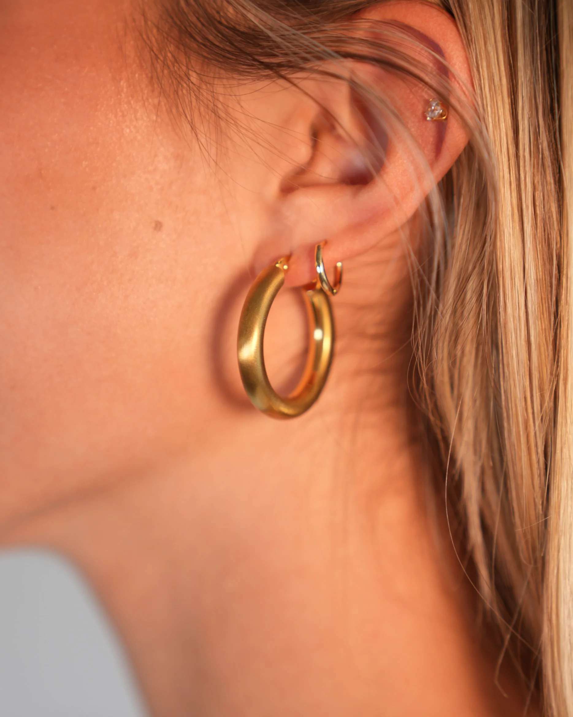 Bold Hoops - Ohrringe - Edelstahl - Image 5