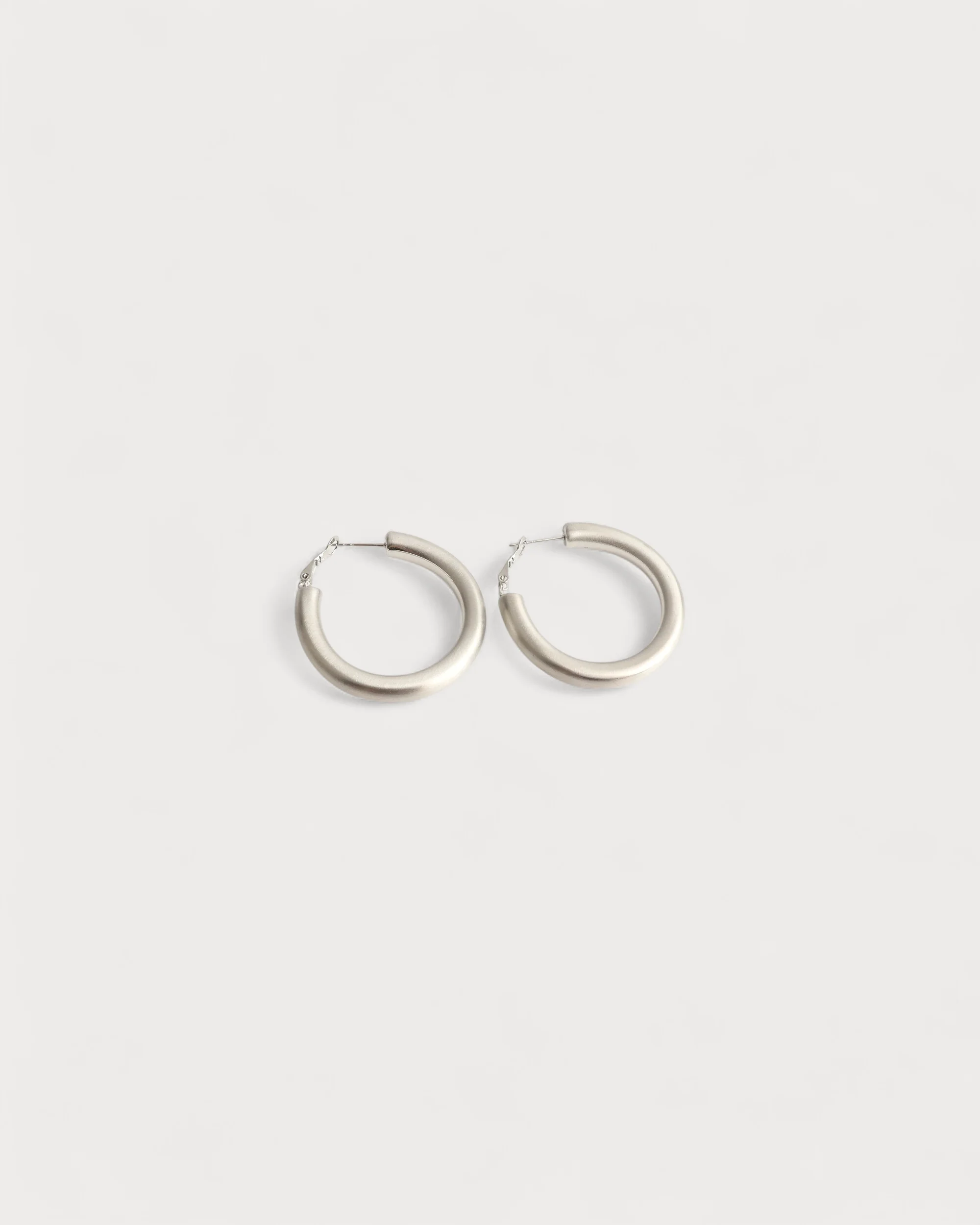 Bold Hoops - Ohrringe - Edelstahl - Image 6