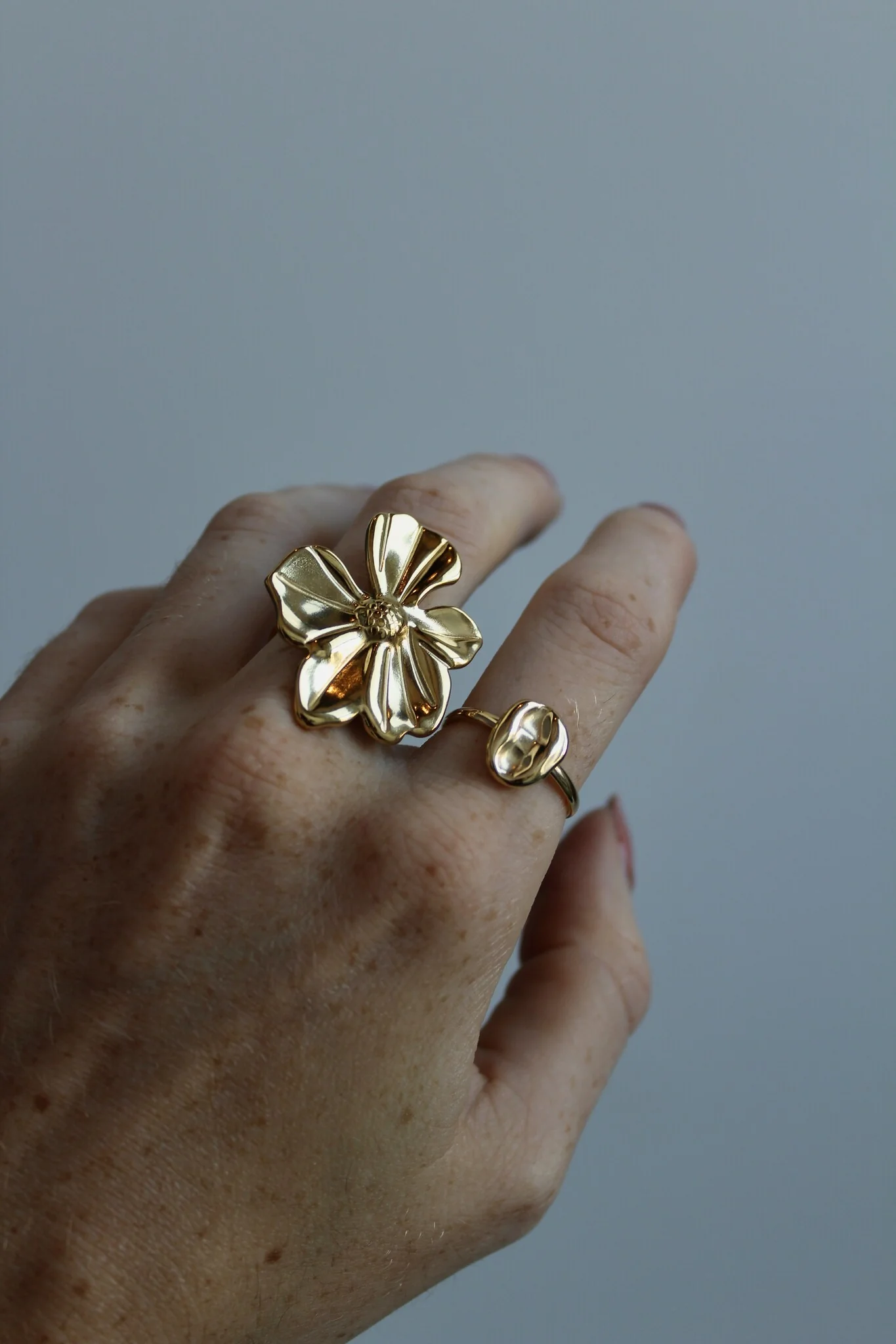 Elegante Blume - Ring - Edelstahl - Image 2
